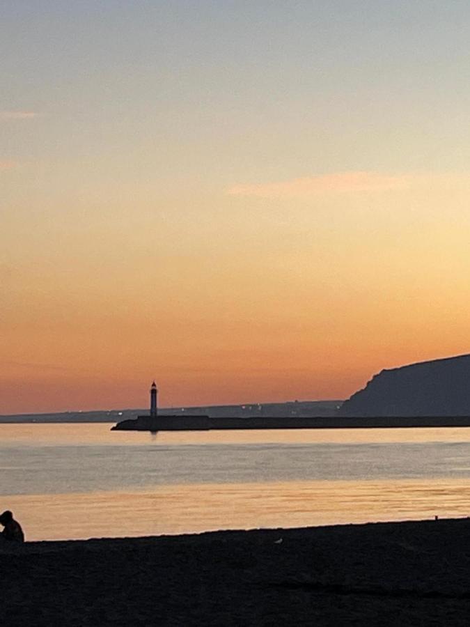 Espectacular Vivienda Junto A La Playa Y Paseo Maritimo En Almeria Apartment Bagian luar foto